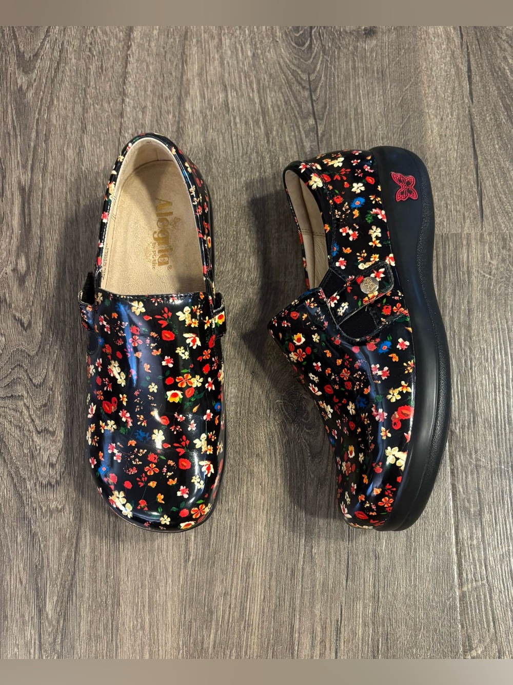 Alegria Leather Keli Clogs Black w/ Colorful Flowers Womens size EU 38 US 8